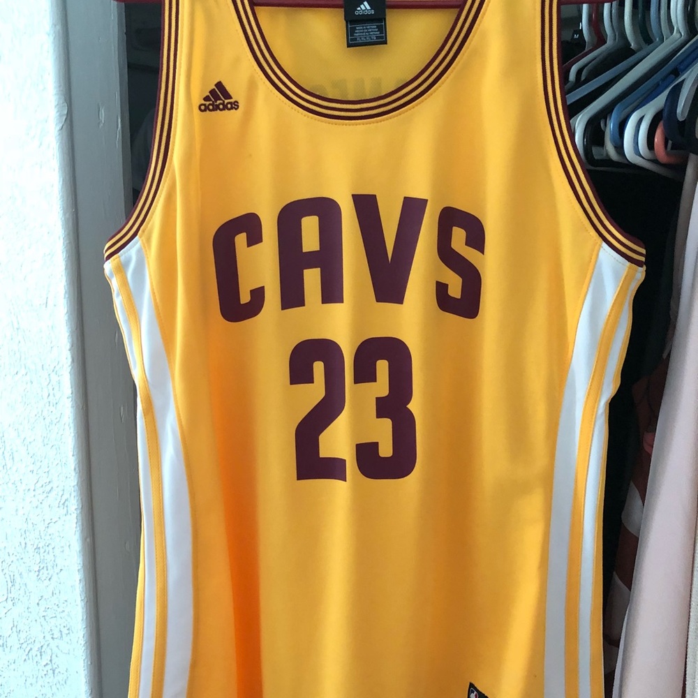 Lebron James adidas jersey